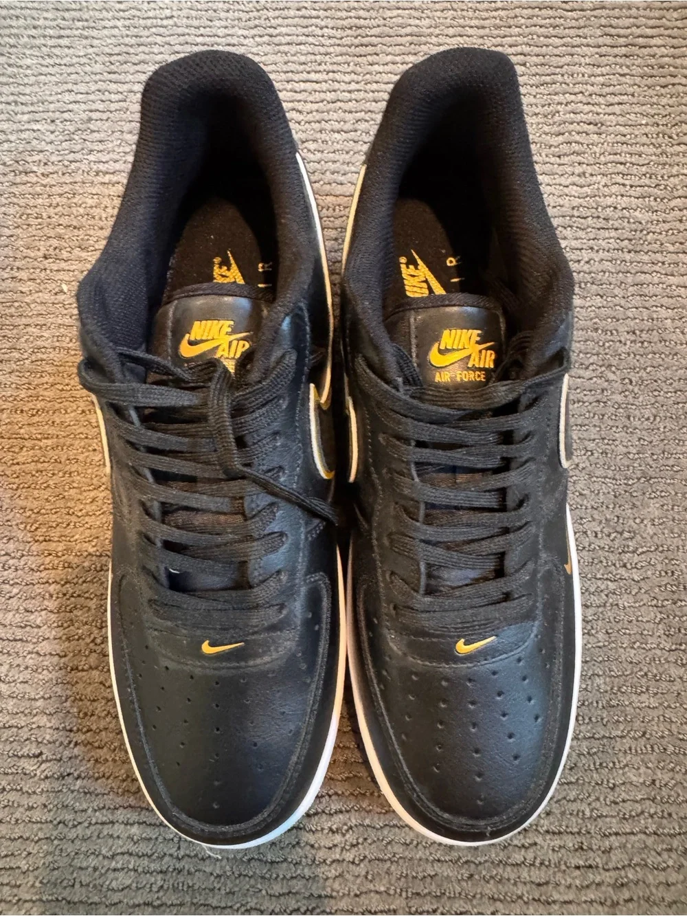 Nike Air Force 1 Men's Black and Gold Low-Top Sneakers